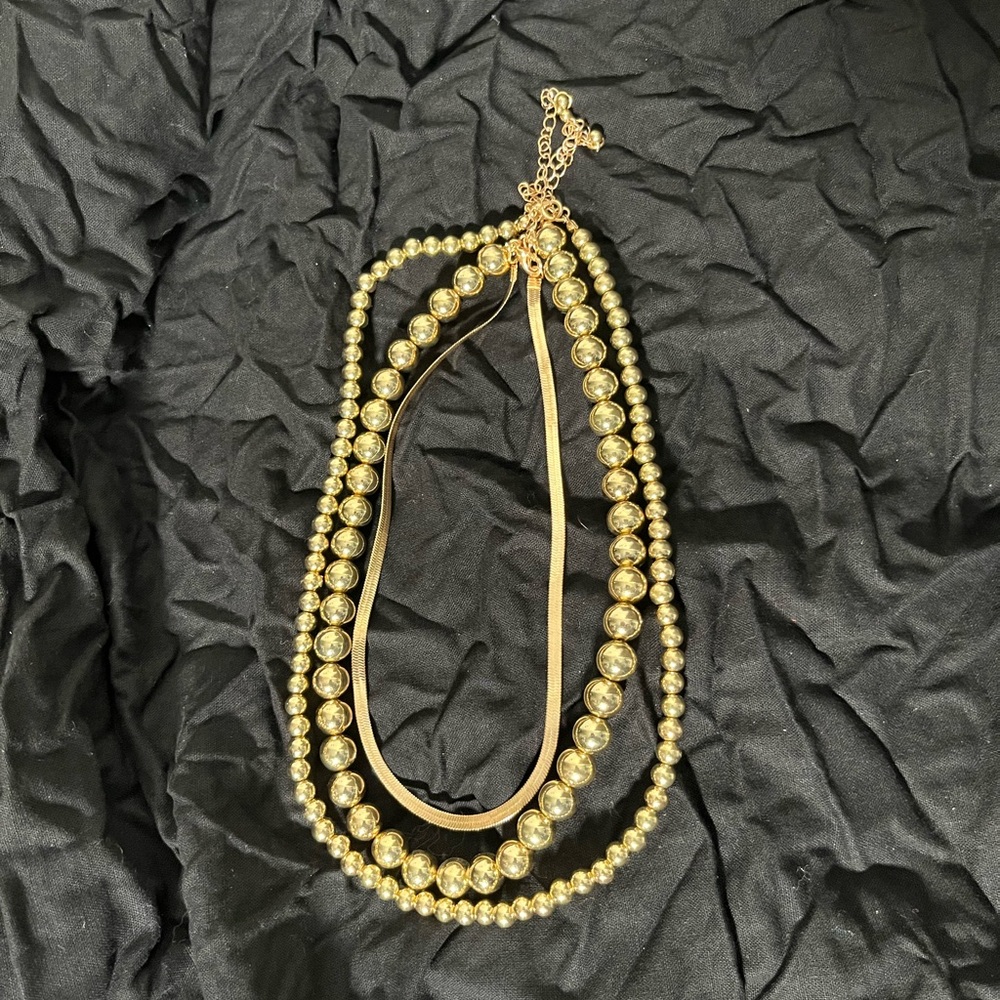 🌤️ Goldtone Costume Jewelry 3-piece set